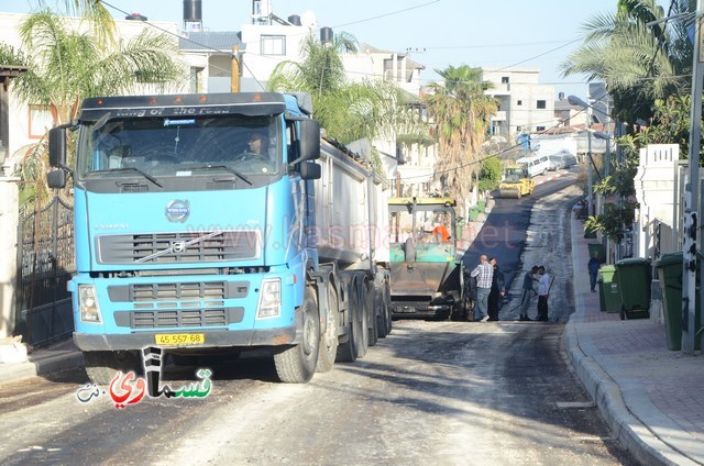  الرئيس عادل بدير  كل اهالي كفرقاسم تحالفي واعمل دون تمييز وساعبد كل شوارع البلدة مع نهاية 2017 , وتسعدني فرحة امهاتي بهذه الانجازات